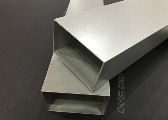 Espessura personalizada do defletor teto de alumínio quadrado decorativo