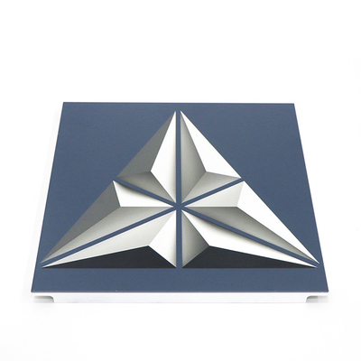 telhas artísticas do teto do triângulo de 300mm*300mm, teto falso impresso do quadro aberto do alumínio para Salão