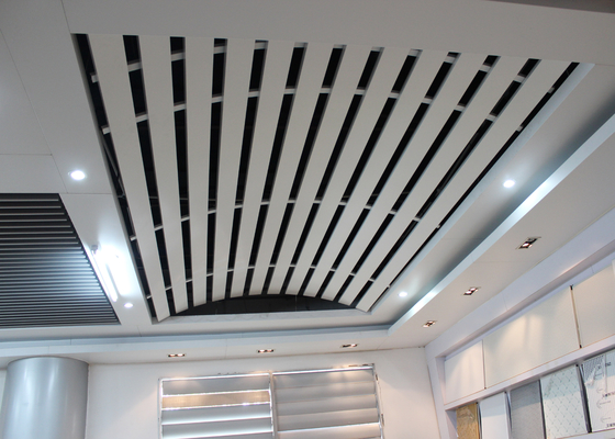 Alumínio de teto de metal linear abobadado instalar com quilha curva, teto curvado para estação